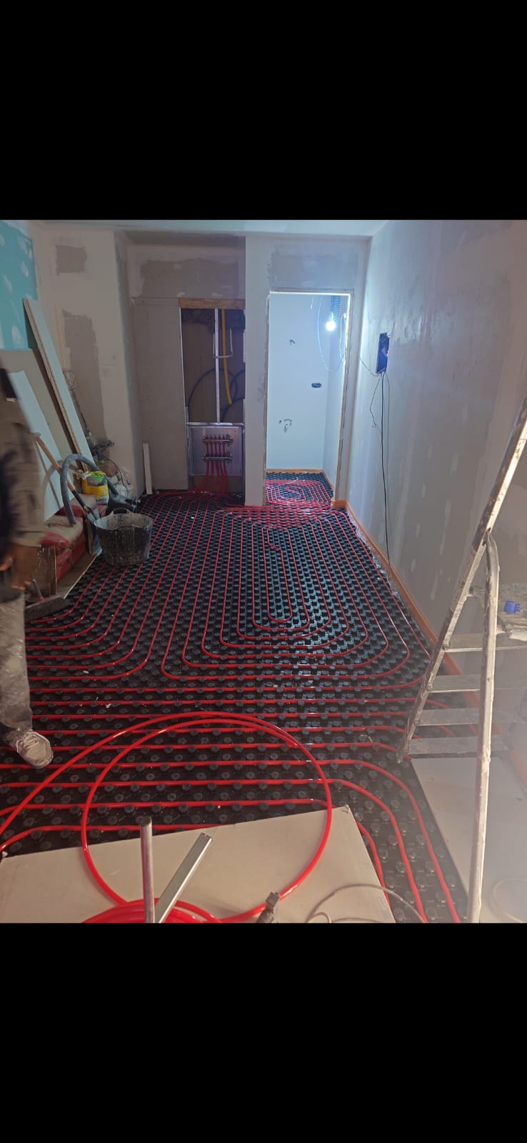 Instalación de aerotermia en vivienda de Valladolid — Reformas Montero